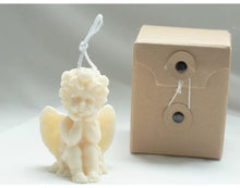 Load image into Gallery viewer, '2 Waxy cherubs' - These small angels are friends, better do not split them! ihihih Cute couple of scented candles, these waxy cherubs are handmade. Lovely gift idea and home decor items for special events and Christmas time. Perfect decorations also to use in several religious celebrations.