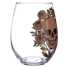 Load image into Gallery viewer, stylish and spooky glasses - each with a capacity of 500 ml approx - is an ideal size for any kind of drinks (wine, juice, cocktails or a large gin & tonic with botanicals). Featuring a skulls and roses decoration (mexican style), one glass is decorated in a matt peach colour and the other with a shiny gold colour. The item comes inside a gift box to make a great gift. Home decor item / romantic gothic table decor / Halloween / day of the dead gift idea