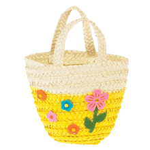 Load image into Gallery viewer, Lovely Mini Woven Flower Basket - This Easter, send the little ones off on their Easter egg hunt with a sweet woven straw basket! Available in two tones (yellow and pink), the bags are stuffed with hay-paper and colourful Easter eggs! Used as a Decorative item too.  Let's the Easter Egg Hunt begin :)      Material:  Felt, Straw     Dimensions: Length 20 cm Width 16 cm