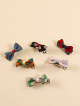 Load image into Gallery viewer, &#39;6 Bow Decor Pet Hair Clips&#39; Adorable stylish cat hair clips for an elegant pet! Size: Length 3cm X Width 1.5 cm Colour: Multicolour Pattern Type: Polka Dot Type: Pet Hair Clips Applicable Pet: Cat/Dog Composition: 100% Polyester Material: Polyester
