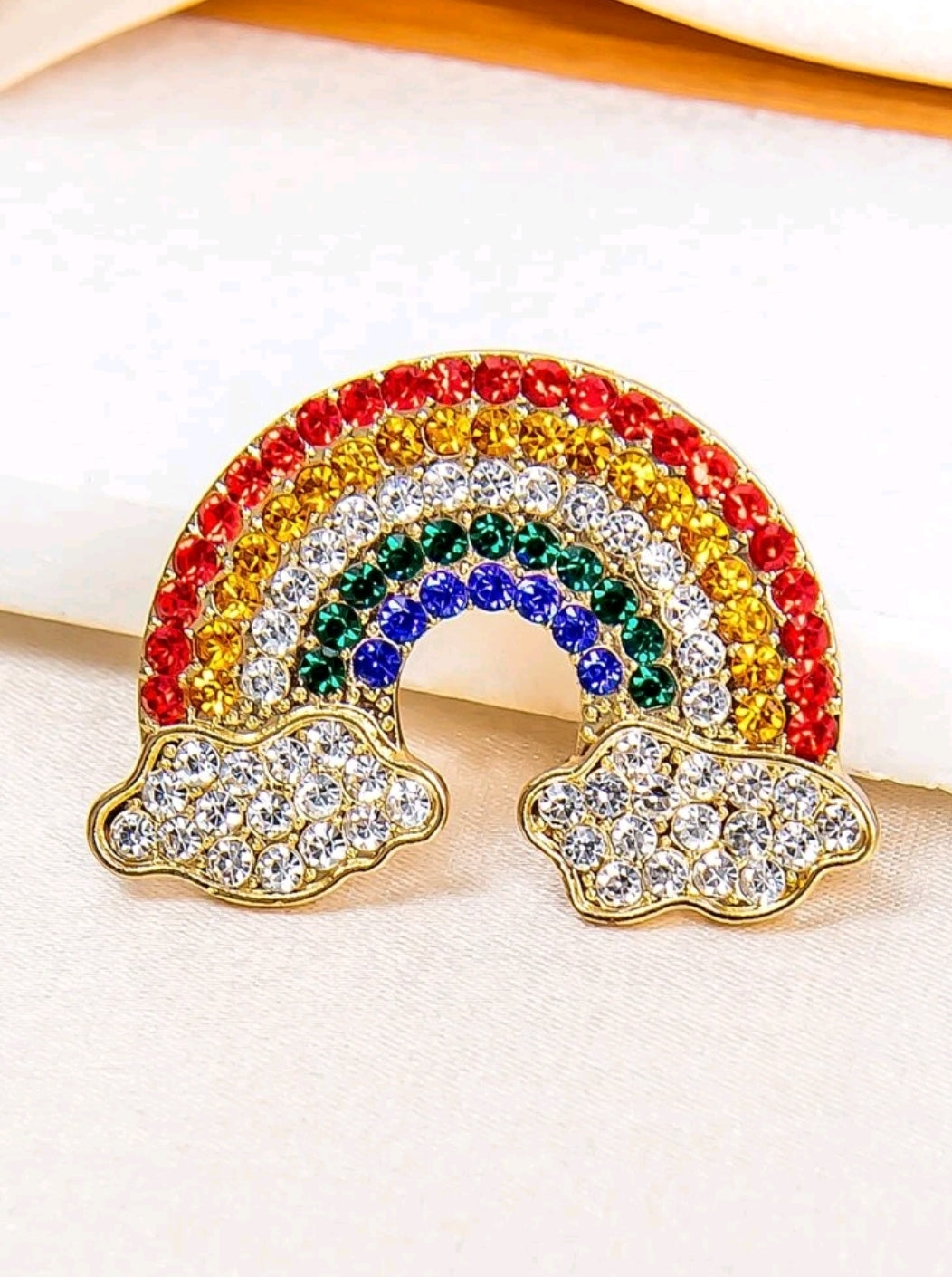 Colourful Rhinestone Rainbow Design Brooch Color: Multicolour Details: Rhinestone Style: Glamorous Cool Fashion Pride Chic Type: Brooches Material: Metal Size: Height 2.4cm/0.9inch Width3.5cm/1.4inch Accessories and gift idea