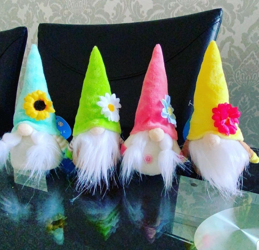 Colorful gnomes, floral mini gonks home decor items. So funny and cool, they will add a touch of colour, happiness and luck to any environment! The items are in a gift box :)
