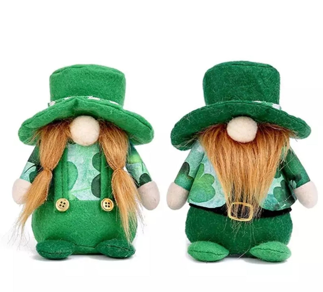 'Called St. Patrick's Day Gnomes or Doll Gonks, Dwarfs or Elfs'- These adorable Irish gnomes are a funny St. Patrick's day decoration. Great for home and office decor. Practical and delicate. Make your house full of novelty and lively festive atmosphere with this lovely couple! Perfect size to add fun vivid colour to any indoors environment. Lucky soft toy with a shamrock on it! It is also special gift for green and Ireland lovers. Desired ornament by gnomes collectors!'