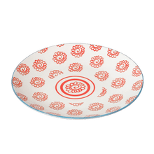 Load image into Gallery viewer, 4 items - These glamorous plates in porcelain will add a touch of elegance to any dining table. Dishwasher and microwave safe.      2 pcs side plate Dimensions: Length: 22 cm Height: 2.5 cm Width: 22 cm     2 pcs dinner plate Dimensions: Length: 27 cm Height: 3 cm Width: 27 cm

