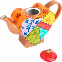 Load image into Gallery viewer, THE QUEEN OF HEART TEAPOT
