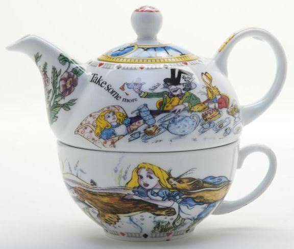 Beautiful Vintage boxed Paul Cardew Alice in Wonderland tea set (teapot & attached teacup). Stylish ornaments for any kind of dining room. The attractive teapot and chunky cup show various scenes from the famous Lewis Carrol's story about Alice, including the Mad Hatter's Tea party with the White Rabbit. Perfect gift for Alice in Wonderland fans or Tea time lovers.
